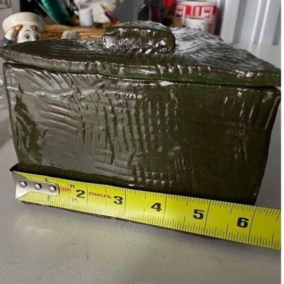 Vintage Ceramic Handmade Pottery Storage Box - Picture 7 of 10